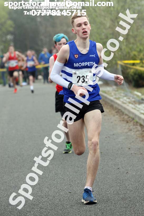 Boys and girls under-15s road race, 2019 Elswick Harirers Good Friday Road Relay, Newburn, Newcastle. Photo:  David T. Hewitson/Sports for All Pics